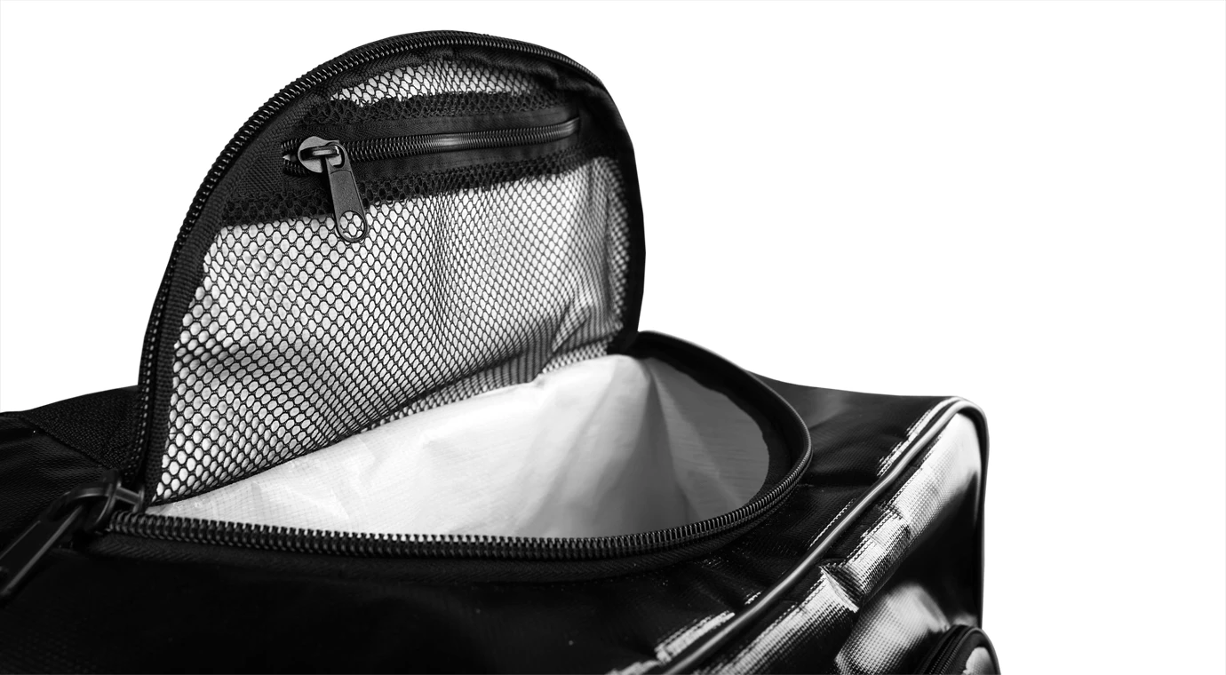Carry-around pocket